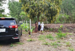 Bán 7000m2 đất có 300m2 ONT xã Sông Nhạn, huyện Cẩm Mỹ. Giá 3,2 triệu/m2. 