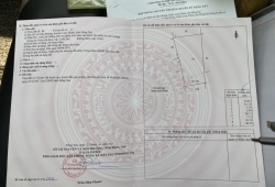 Chuyển nhượng 3166m2 đất sau lưng trường học và uỷ ban xã Cẩm Đường. Giá 3,6 triệu/m2