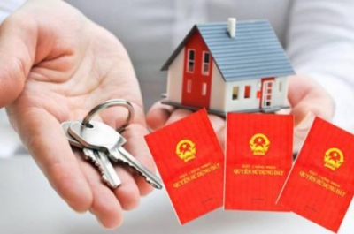 Khi sang tên nhà đất con gái có được hưởng bằng con trai?