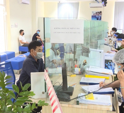 Thủ tướng Chính phủ tiếp tục yêu cầu thực hiện nghiêm quy định bỏ sổ hộ khẩu giấy