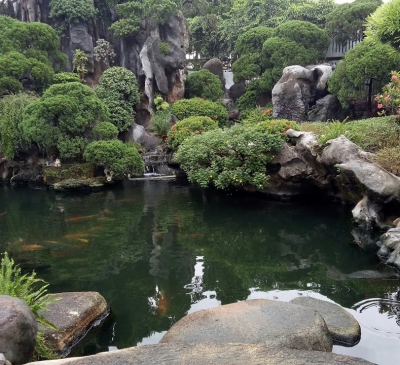 Tuổi Quý Hợi 1983 có nên làm hòn non bộ?