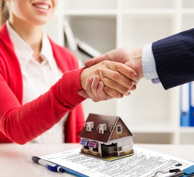 Môi giới đua nhau “cắt máu” thời dịch