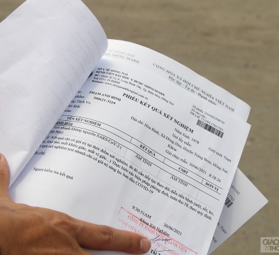 Nhiều người phải quay xe ở cửa ngõ vào Đồng Nai vì không có 'giấy thông hành'