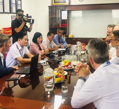 Đồng Nai và TP.Rotterdam tăng cường hợp tác trong lĩnh vực phát triển cảng biển và dịch vụ hậu cần.