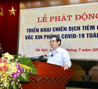 Thủ tướng yêu cầu thay đổi chính sách ưu tiên về vaccine