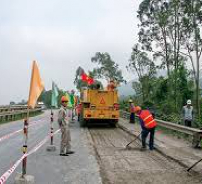 Chấn chỉnh việc sửa chữa, bảo trì các tuyến quốc lộ
