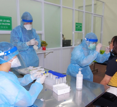 Tất cả người từ TP.Hồ Chí Minh về đều phải lấy mẫu xét nghiệm và cách ly tại nhà