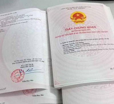 Bộ Tài nguyên và Môi trường đề nghị sổ đỏ phải ghi tên cả 2 vợ chồng