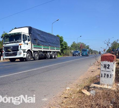 Bàn giao đất tái định cư dự án Đường cao tốc Phan Thiết - Dầu Giây cho các hộ dân tại huyện Cẩm Mỹ t