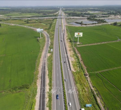 Ban hành bổ sung mức phí dịch vụ sử dụng đường cao tốc TP.HCM - Long Thành - Dầu Giây