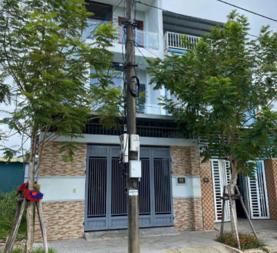 Cách hóa giải nhà đối diện cột điện, trụ đèn, trụ cao thế