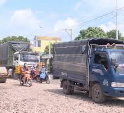 Các dự án trọng điểm “đói mặt bằng” để thi công