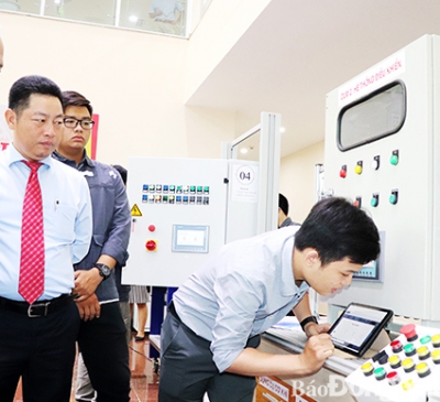 Đào tạo nhân lực phục vụ Cảng hàng không quốc tế Long Thành: Nhu cầu lớn, yêu cầu khắt khe