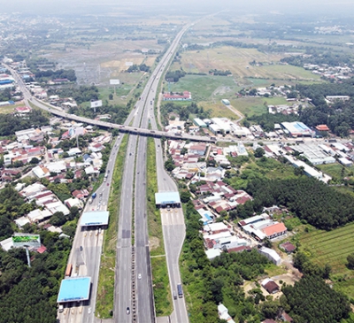 Hoàn thiện mạng lưới đường cao tốc