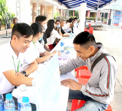 Nhu cầu tuyển dụng cao nhưng nguồn lao động khan hiếm