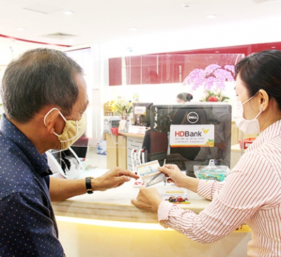 Gia tăng các dịch vụ ngân hàng tiện ích