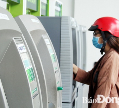 Sau 31-12-2021, thẻ ATM dạng từ vẫn tiếp tục được giao dịch