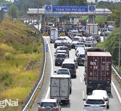 Phân luồng từ xa, xả trạm thu phí đường cao tốc TP.HCM - Long Thành - Dầu Giây khi ùn tắc