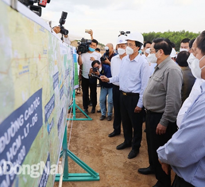 Nỗ lực hoàn thành cao tốc Phan Thiết - Dầu Giây sớm hơn 1 quý