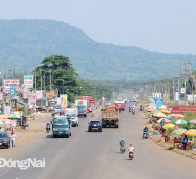 Khơi thông 'mạch máu' phát triển