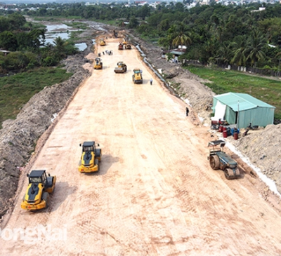 Giá xăng, dầu, vật liệu tăng cao: Thêm nhiều khó khăn với nhà thầu xây dựng