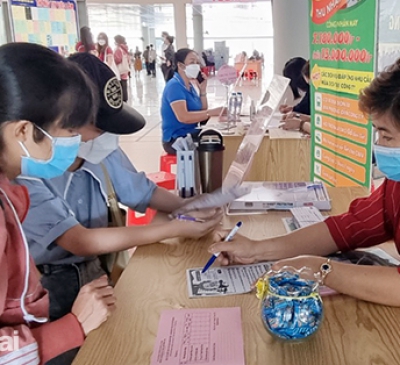 Các doanh nghiệp có nhu cầu tuyển dụng trên 4 ngàn lao động