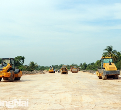 Bàn giao toàn bộ mặt bằng dự án đường Hương lộ 2 trong tháng 8-2022