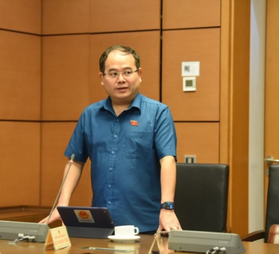 Ưu tiên đầu tư đường cao tốc, khu công nghiệp, cảng biển