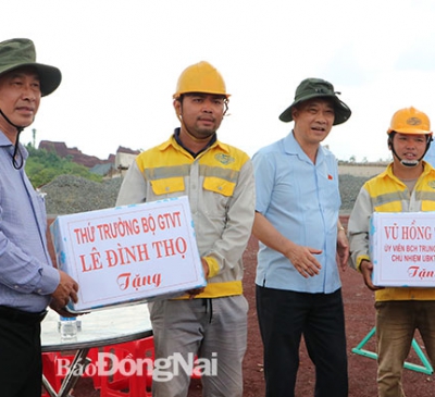 Đảm bảo tiến độ dự án đường cao tốc Phan Thiết - Dầu Giây