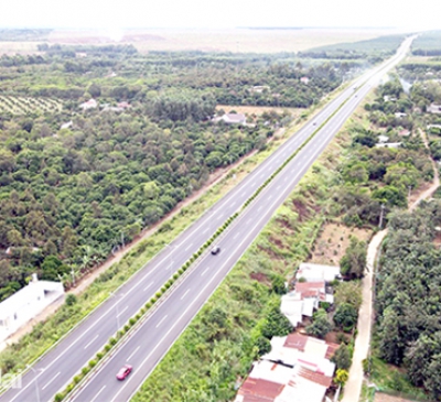 Cấp thiết mở rộng đường cao tốc TP.HCM - Long Thành - Dầu Giây