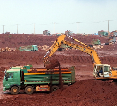 Đào đắp gần 2 triệu mét khối đất tại dự án Sân bay Long Thành trong dịp Tết Nguyên đán 2023