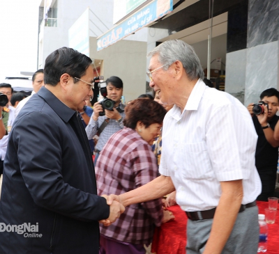 Thủ tướng Phạm Minh Chính thăm, chúc Tết bà con nhân dân khu tái định cư Lộc An - Bình Sơn