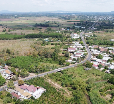 Đấu giá 10 khu đất thuộc các đề án khai thác quỹ đất vùng phụ cận các DA giao thông trong năm 2025