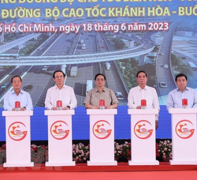 Thủ tướng Phạm Minh Chính: Hạ tầng phát triển tới đâu, không gian phát triển đến đó