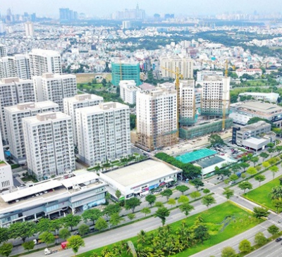 Thủ tướng yêu cầu tiếp tục quyết liệt tháo gỡ khó khăn cho thị trường bất động sản