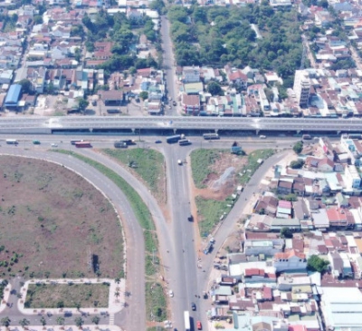 Cận cảnh cầu vượt nút giao Dầu Giây trước ngày thông xe