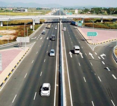 Phân cấp triệt để, đẩy nhanh tiến độ 16 dự án, dự án thành phần cao tốc trong chương trình phục hồi