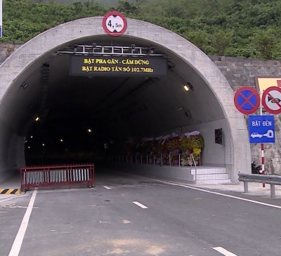 Vì sao hầm HẢI VÂN 2 đã khánh thành nhưng vẫn CHƯA THÔNG XE