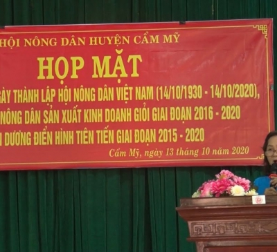 CẨM MỸ HỌP MẶT KỶ NIỆM 90 NĂM NGÀY THÀNH LẬP HỘI NÔNG DÂN VIỆT NAM