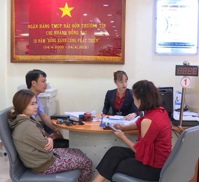 Ngân hàng dự kiến nới lỏng tiêu chuẩn tín dụng