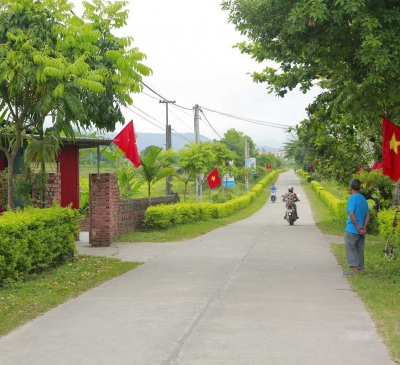 Người dân hưởng lợi từ xây dựng nông thôn mới