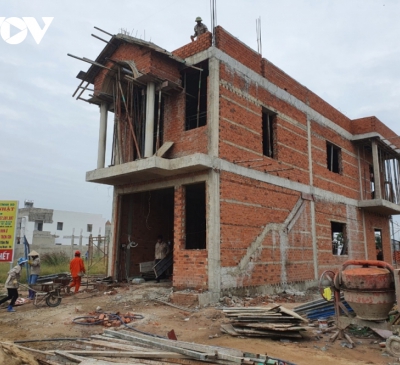 Hộ nghèo, cận nghèo được hỗ trợ 50 triệu đồng khi xây nhà tại khu tái định cư Lộc An - Bình Sơn