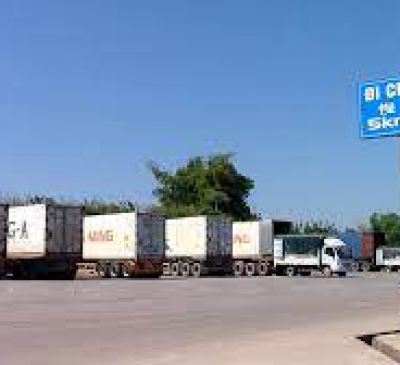 Hàng trăm container nông sản được xuất khẩu đầu năm mới