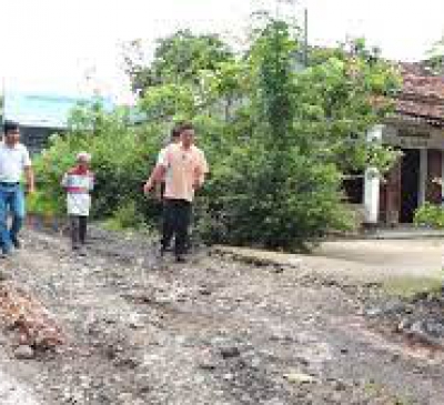 Tăng tỷ lệ vốn góp của người dân, làm đường nông thôn gặp khó