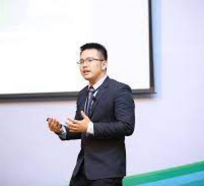 Bất động sản lao dốc nhưng vì sao vẫn không có bán tháo?