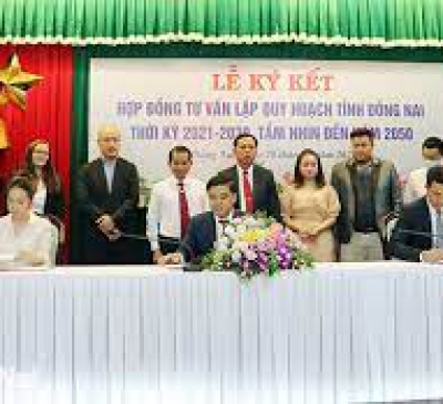 Lễ ký kết hợp đồng tư vấn lập quy hoạch tổng thể phát triển KTXH tỉnh Đồng Nai thời kỳ 2021-2030