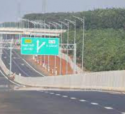 Cần sớm hoàn thiện các nút giao, đường gom cao tốc Phan Thiết - Dầu Giây