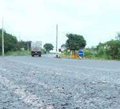 Những trụ điện nguy hiểm trên Tỉnh lộ 768