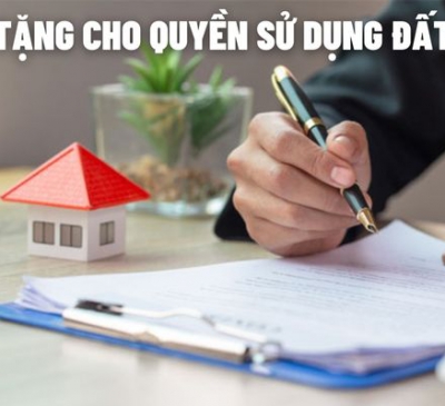 Tặng, cho quyền sử dụng đất khi còn nợ người khác