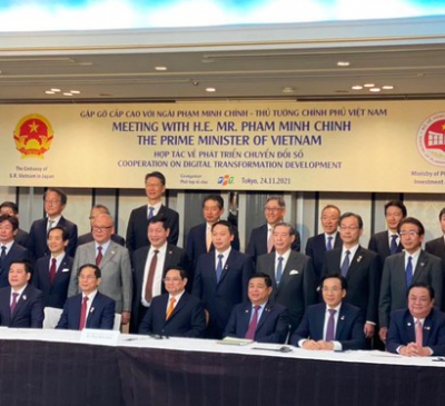 Thủ tướng Phạm Minh Chính làm việc với các doanh nghiệp Nhật về chuyển đổi số